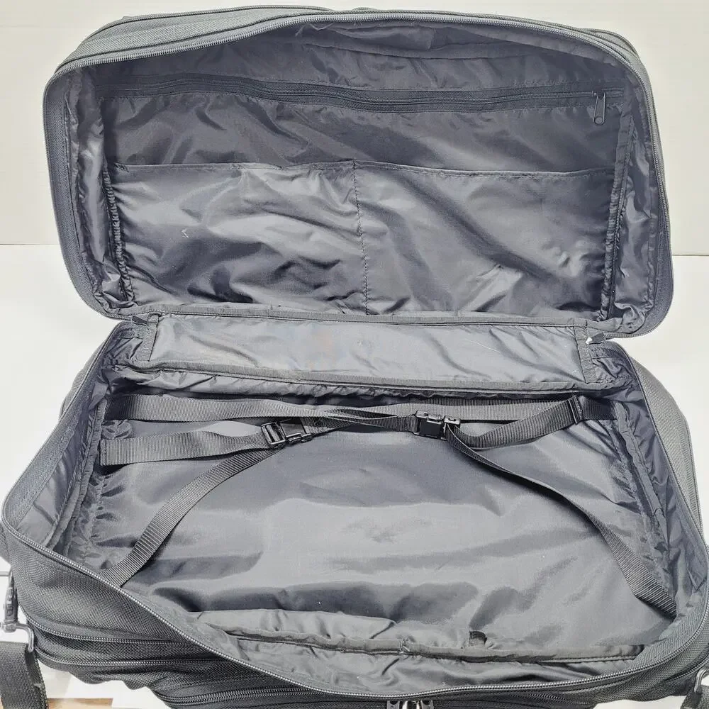 TUMI 278D3 Black Expanding Boston Ballistic 22